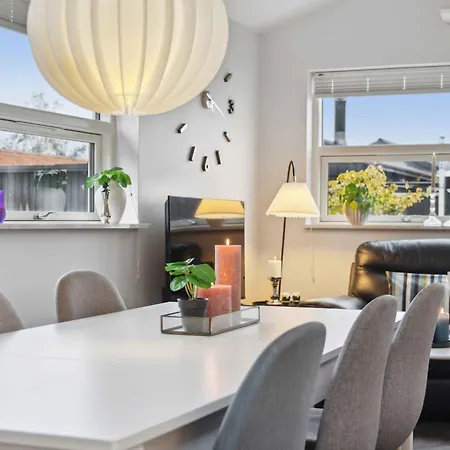 Lovely Near Hasmark 別荘 *